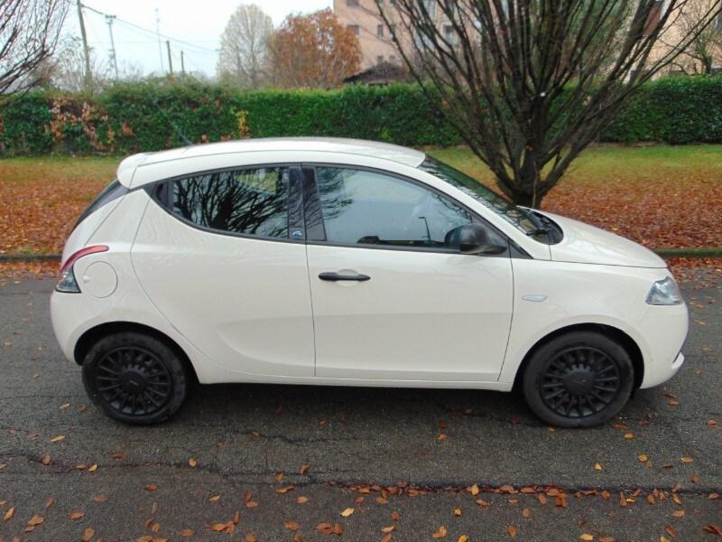LANCIA Ypsilon 3ª serie Ypsilon 1.2 69 CV 5 po...
