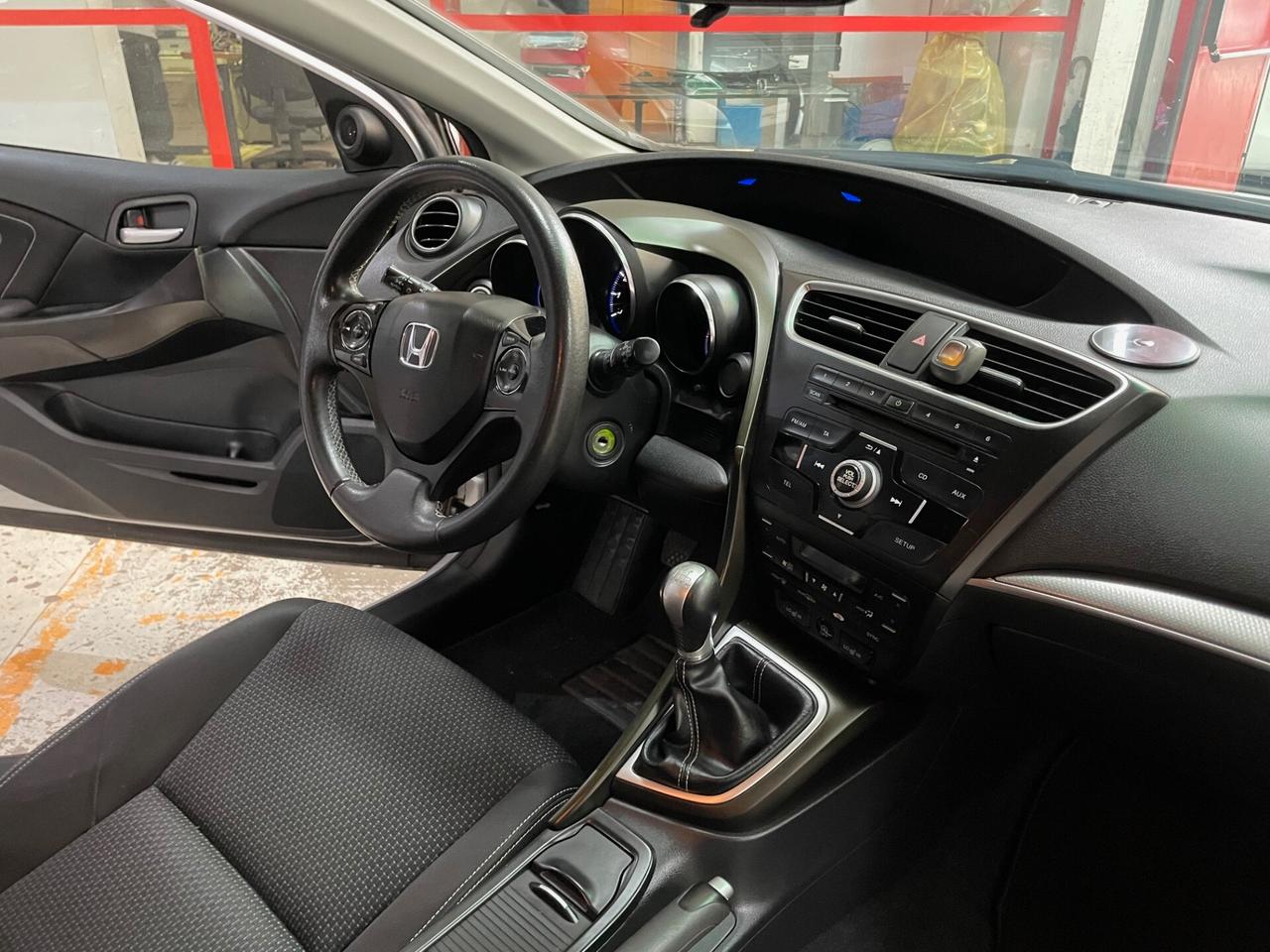 Honda Civic 1.4 i-VTEC Elegance Navi 89.000KM!!!