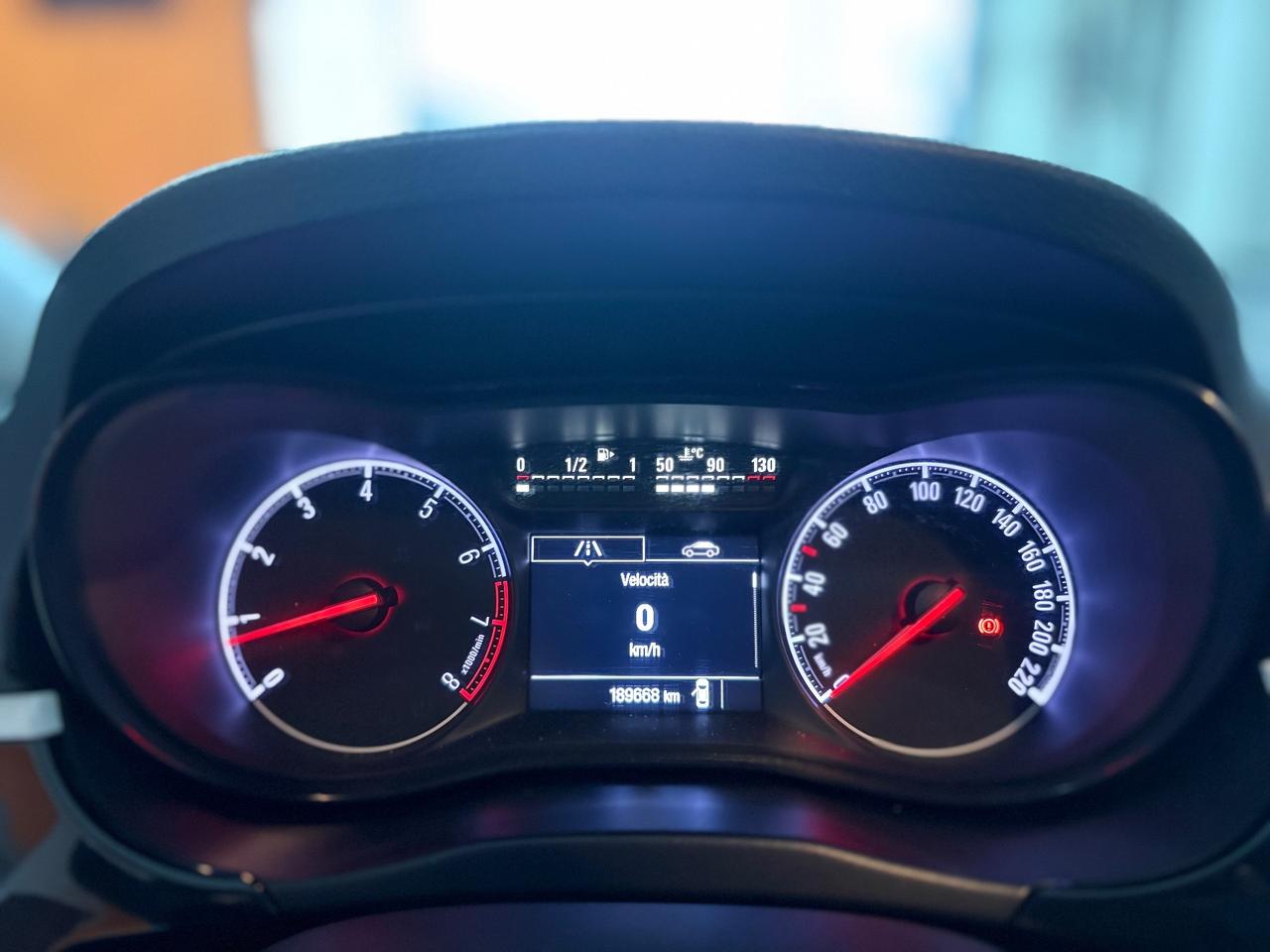 Opel Corsa 1.4 90CV GPL Tech Coupé b-Color