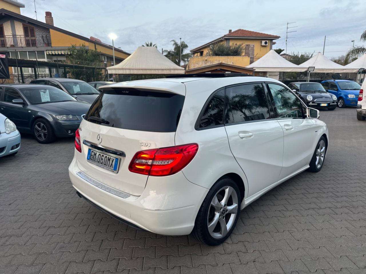 Mercedes-benz B 180 CDI Premium motore Mercedes