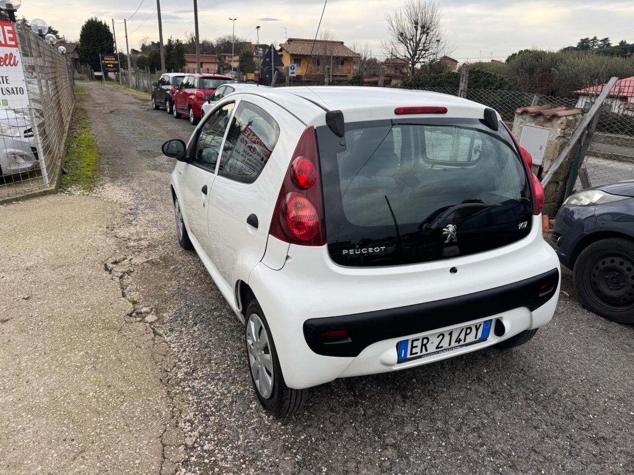 Peugeot 107 1.0 68CV 5p. Active NEOPATENTATI