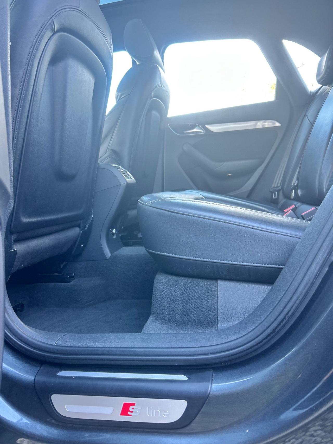 Audi Q3 2.0 TDI 120 CV S tronic line Edition