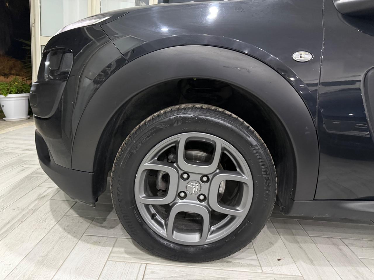 Citroen C4 Cactus BlueHDi100cvSHINE AIRBUMP DA VETRINA2017