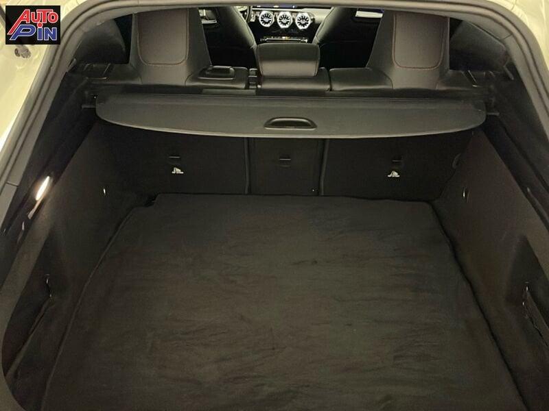 Mercedes-Benz CLA 200 d Premium Plus *Tetto*Display 10,25*Cerchi*