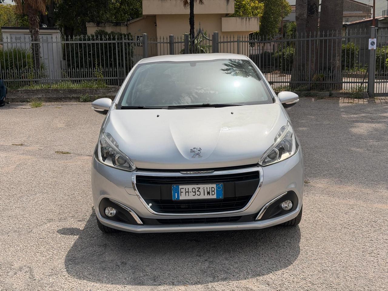 Peugeot 208 PureTech 82 5p. GPL Active