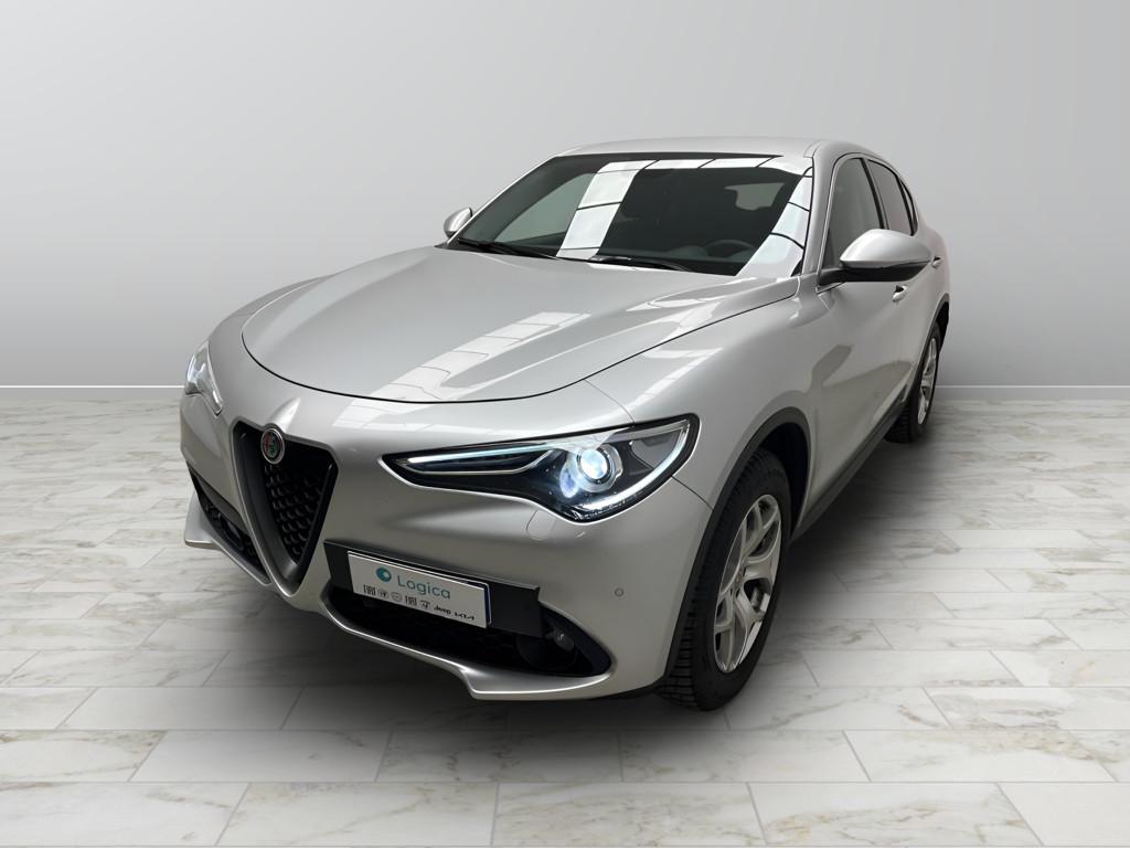 ALFA ROMEO Stelvio 2017 - Stelvio 2.2 t Executive Q4 210cv auto my19