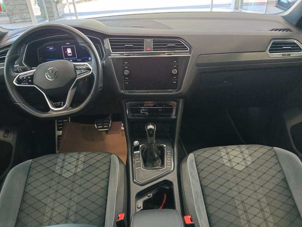 Volkswagen Tiguan 2.0 TDI 150 CV SCR DSG R-Line