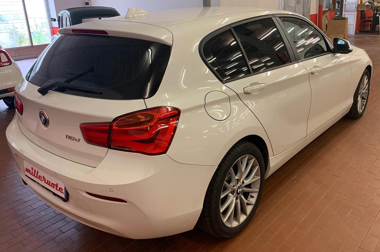 Bmw 116 116d 5p. Advantage