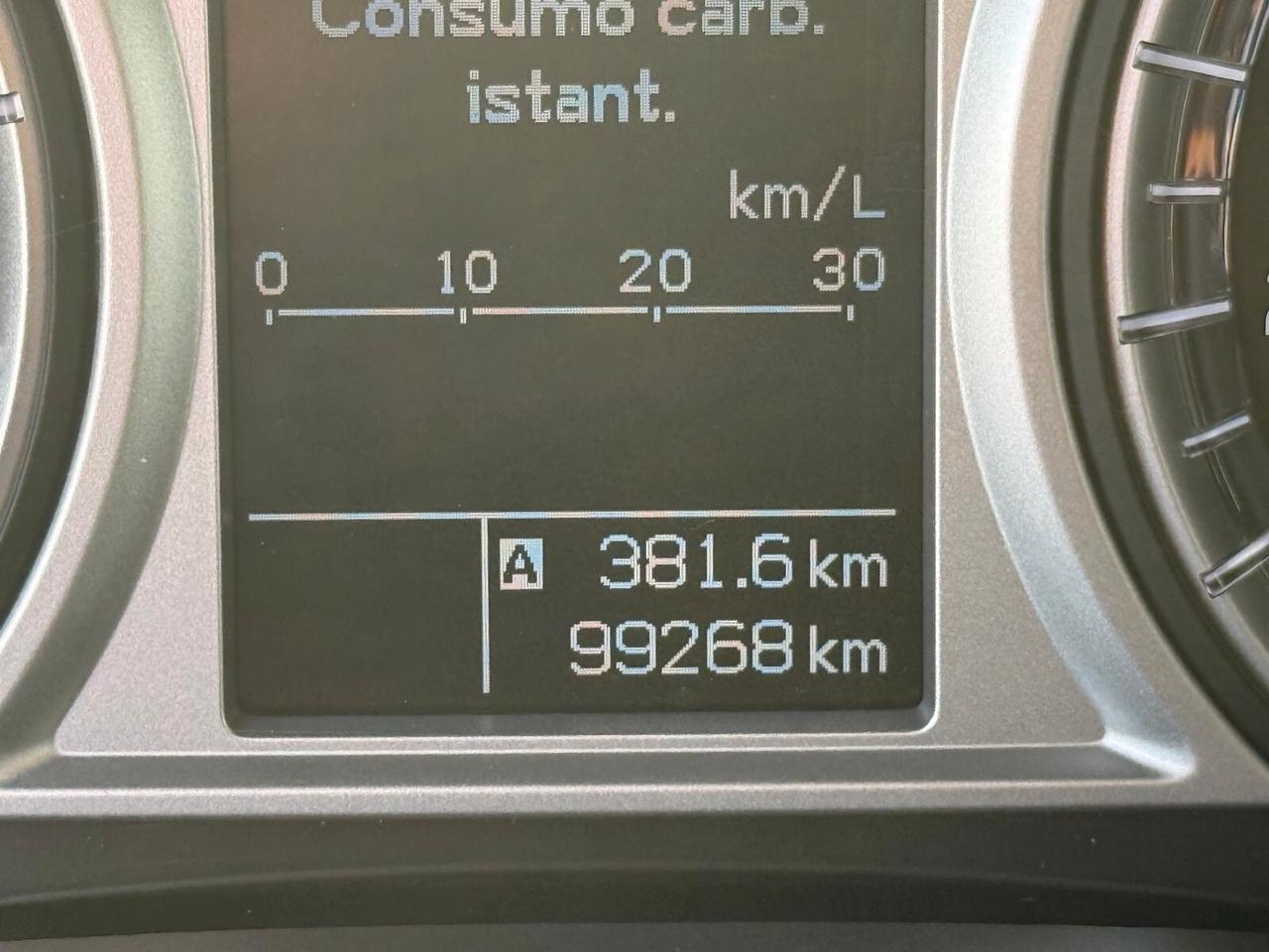 Suzuki Vitara 1.6 DDiS V-Top solo 99000km