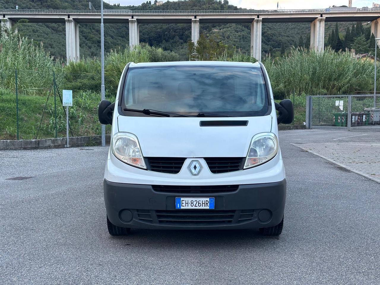 Renault Trafic 2.0 Turbo Diesel