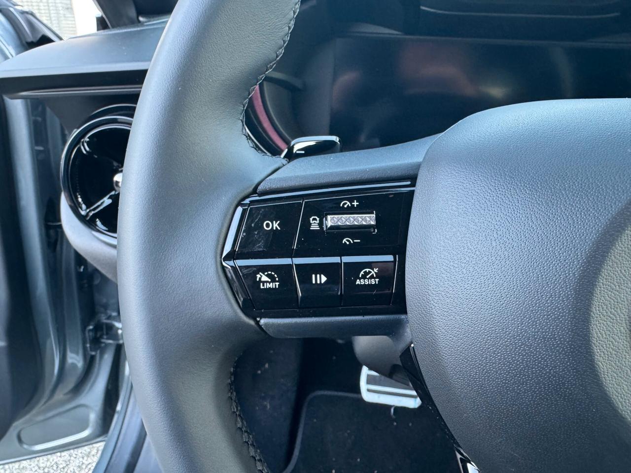 Alfa Romeo Junior 1.2cc Hybrid 145cv eDCT6 Speciale