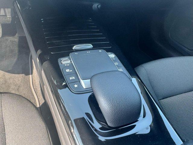 MERCEDES-BENZ CLA 180 d Automatic S.Brake Business Extra