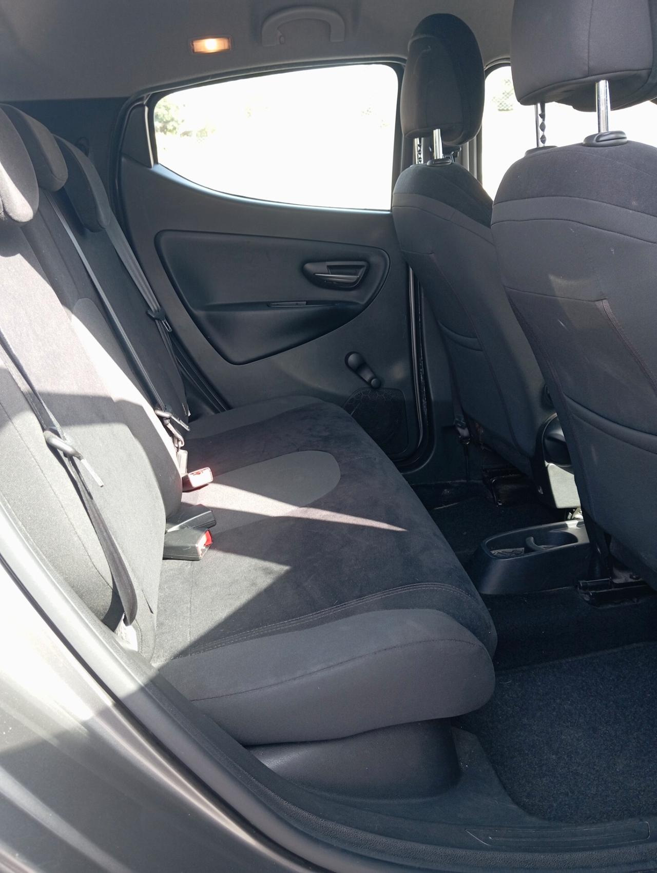Lancia Ypsilon 1.2 69 CV 5 porte Elefantino[2015]
