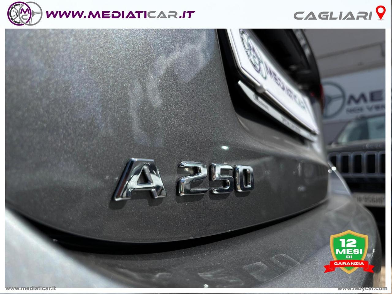 MERCEDES-BENZ A 250 Automatic Premium