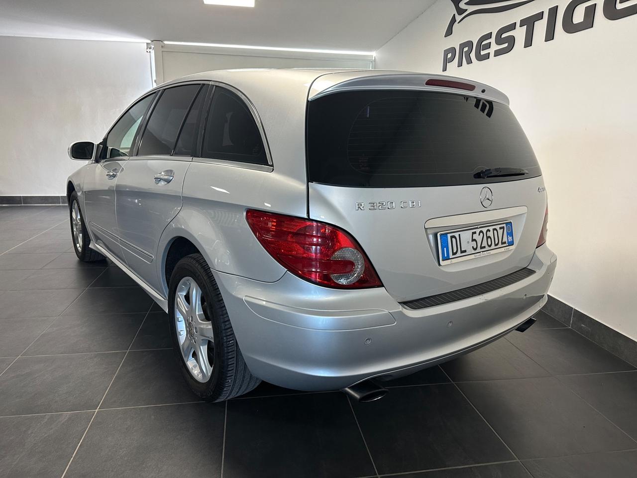 MERCEDES-BENZ R 320CDI 224CV 4 MATIC 6 POSTI