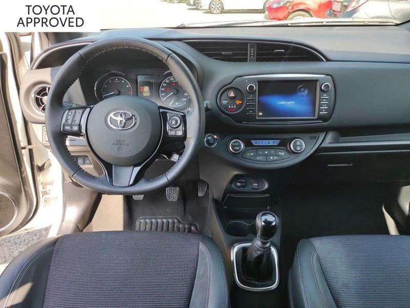Toyota Yaris 5P 1.5 LOUNGE