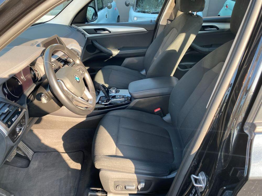 Bmw X3 sDrive18d xLine