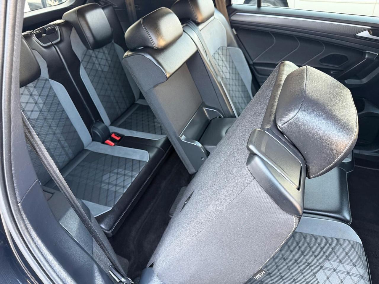Volkswagen Tiguan Allspace 2.0 TDI SCR DSG R-Line 7 POSTI GRANZIA UFFICIALE FINO 2028