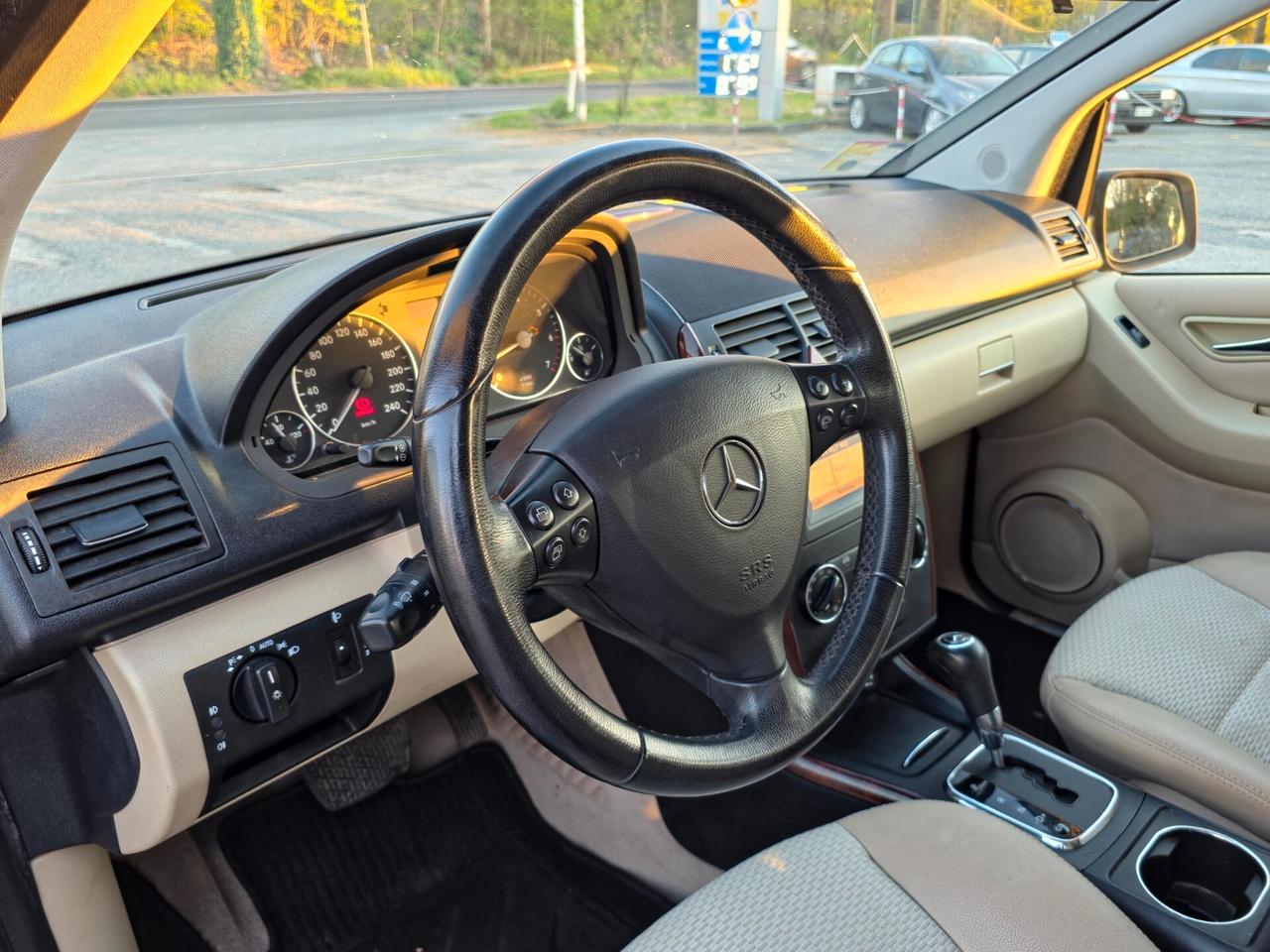 Mercedes-benz A 180 AUTOMATIC Special Edition CV-116 2009-E4 Automatico NEO