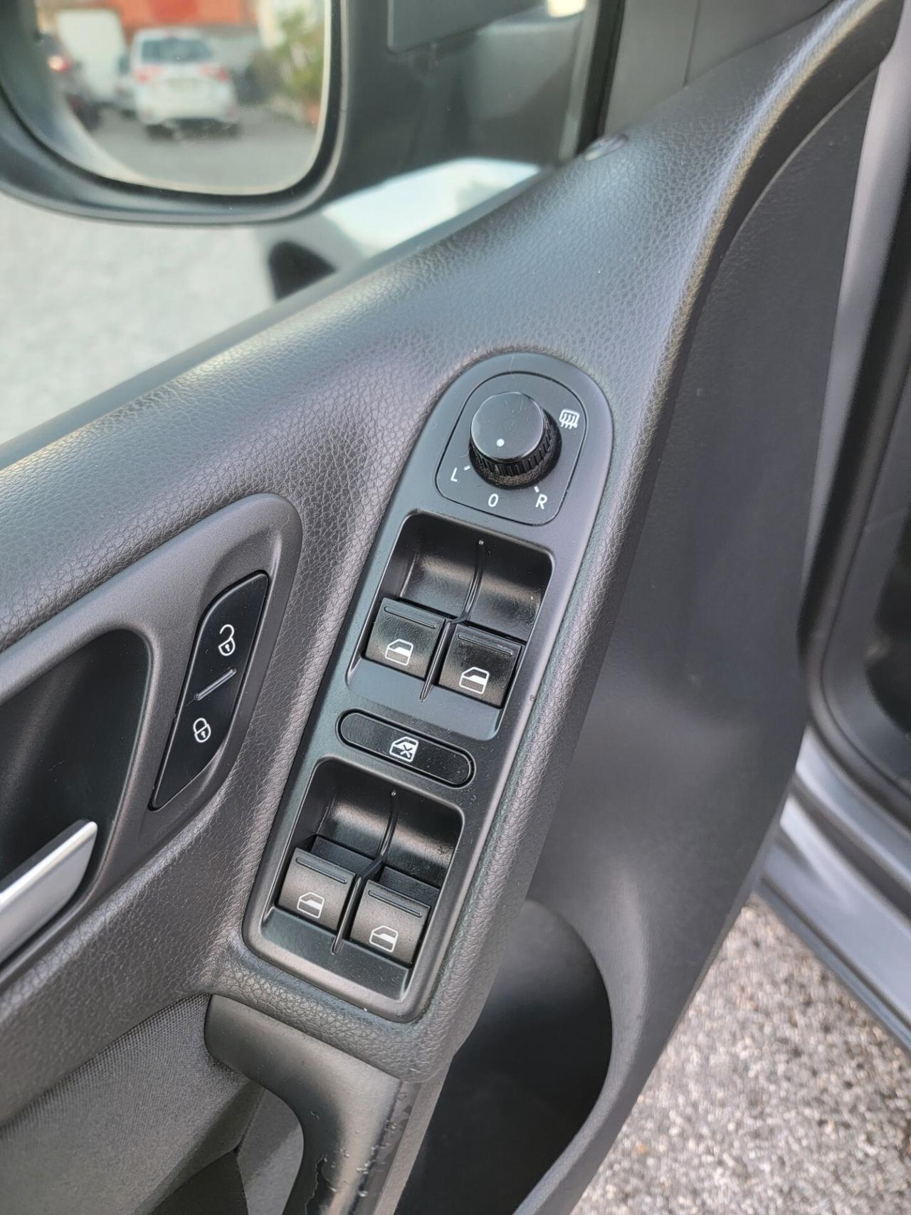 Volkswagen Golf 1.6 TDI DPF 5p. Comf. BlueM. GARANZIA