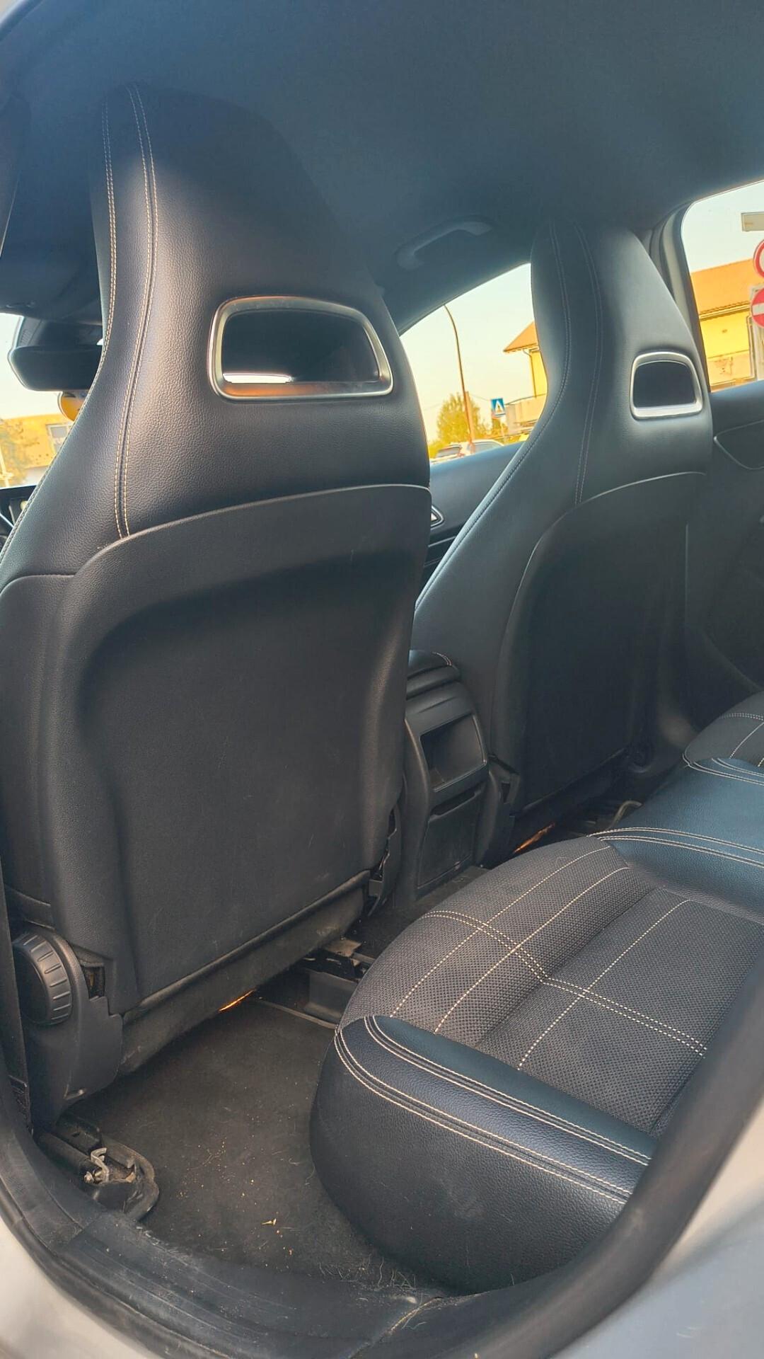 Mercedes-benz GLA 200 d Automatic 4Matic Business