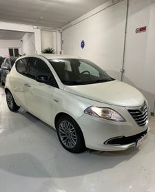 Lancia Ypsilon 1.2 69 CV 5 porte GPL Ecochic Silver