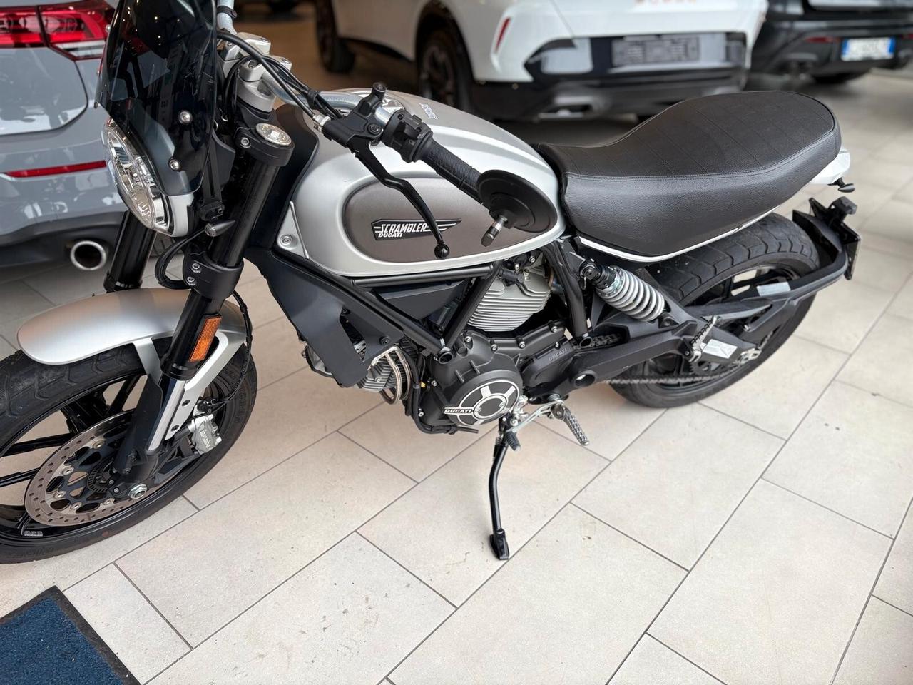 Ducati Scrambler 800 ICON HP CORSE