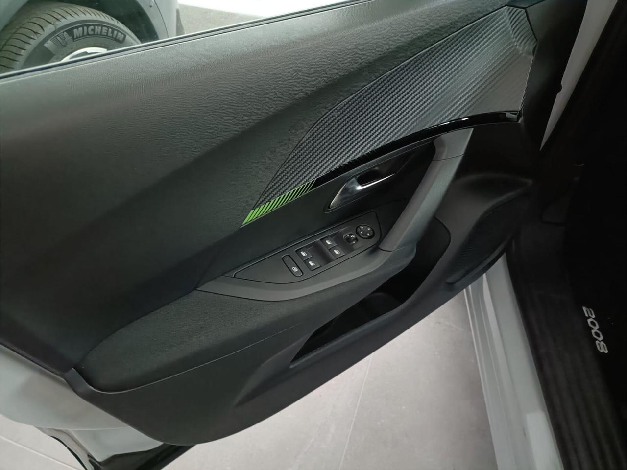 Peugeot 2008 PureTech 100 S&S Style KM ZERO