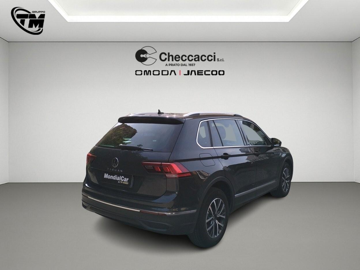 Volkswagen Tiguan 2.0 tdi Life 150cv dsg - IVA ESPOSTA
