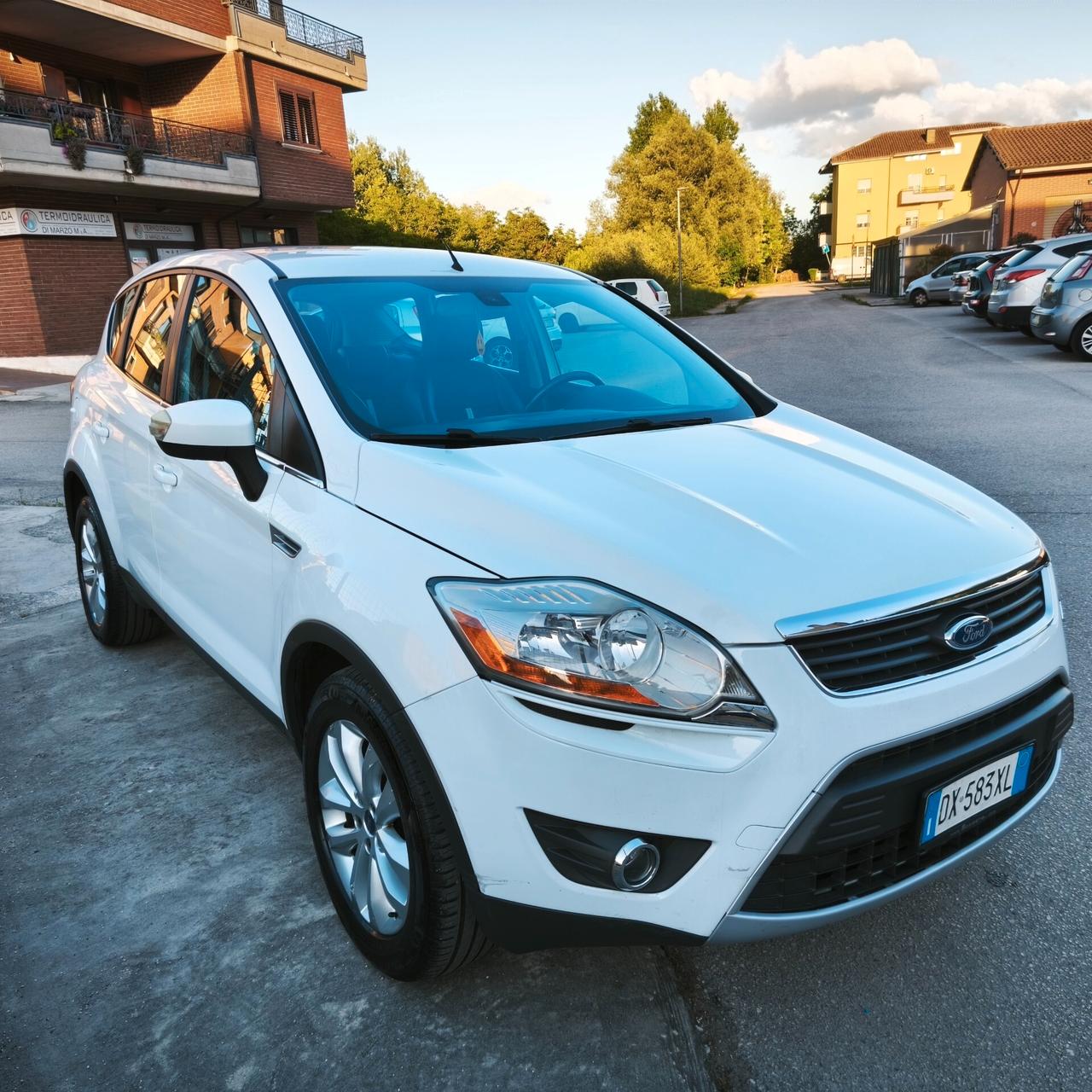 Ford Kuga Kuga+ 2.0 TDCi 136 CV 4WD DPF