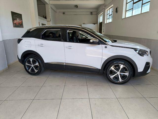PEUGEOT 3008 BlueHDi 130 S&S Crossway