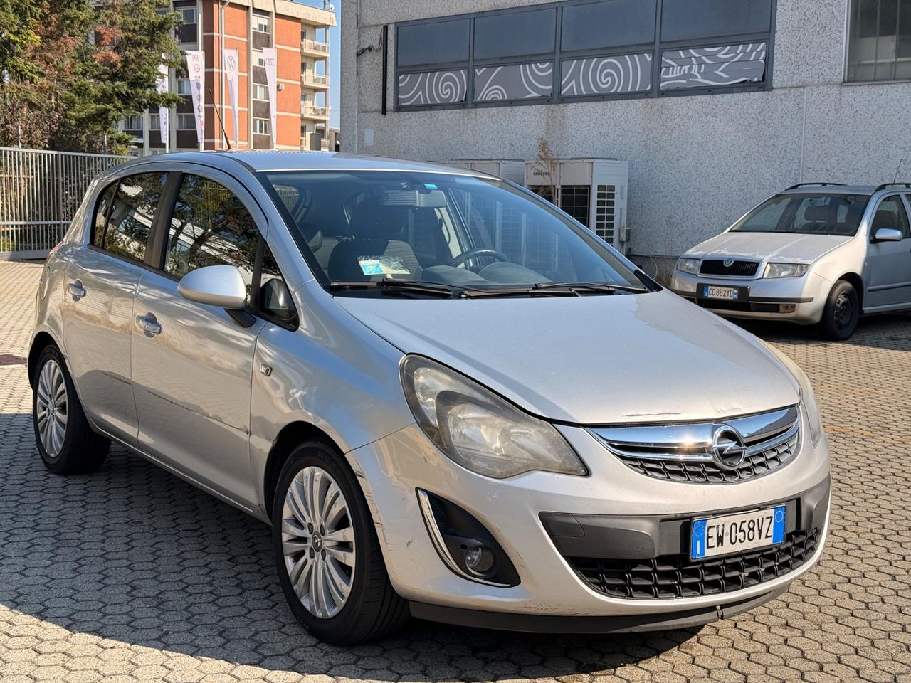 Opel Corsa 1.2 85CV 5 porte GPL-TECH Edition