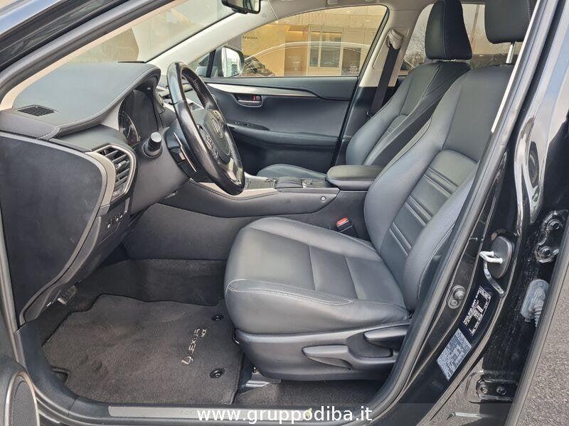 Lexus NX I 2018 300h 2.5 Premium 4wd cvt