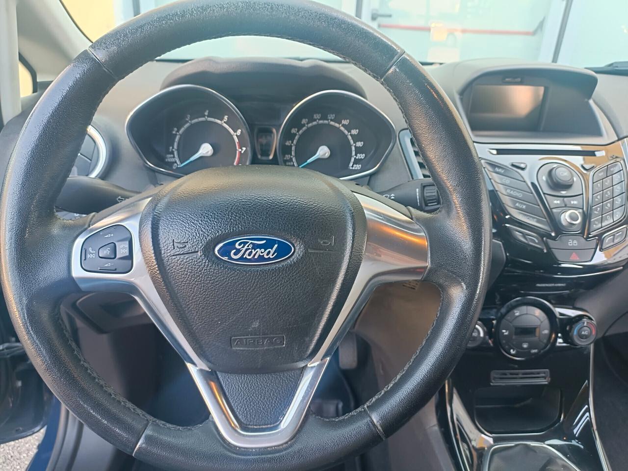 Ford Fiesta Benzina/Gpl Titanium