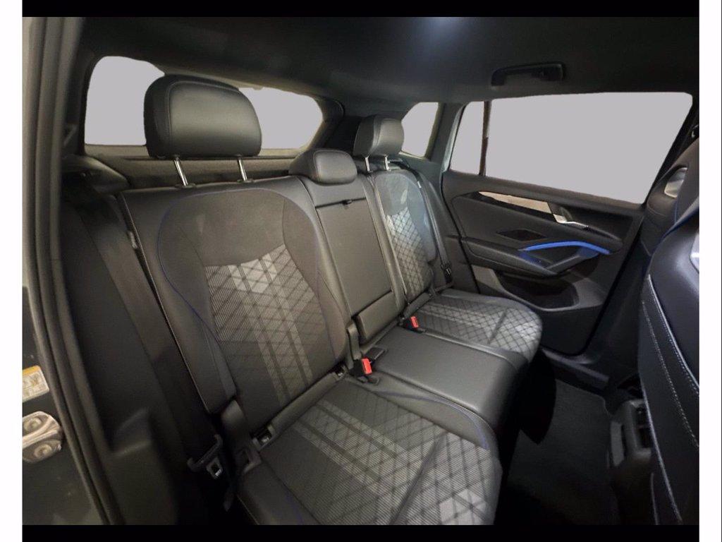 VOLKSWAGEN Tiguan 2.0 tdi r-line 150cv dsg del 2025