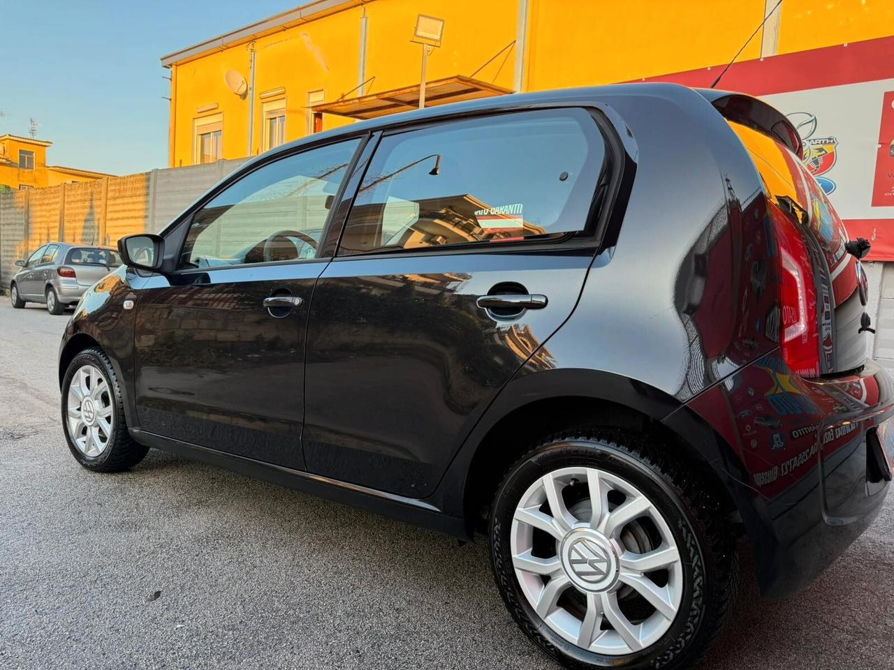 Volkswagen up! 1.0 60cv 5p. move - 2013