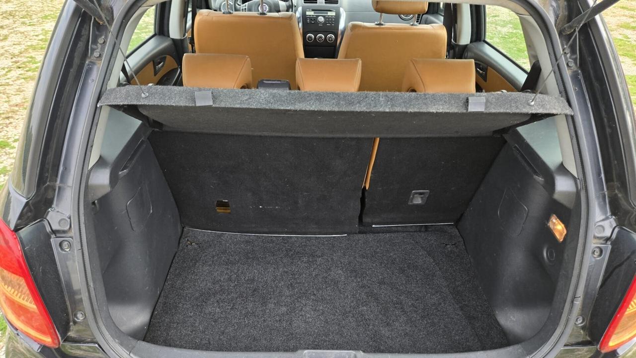 Fiat Sedici 1.9 MJT 4x4 Experience