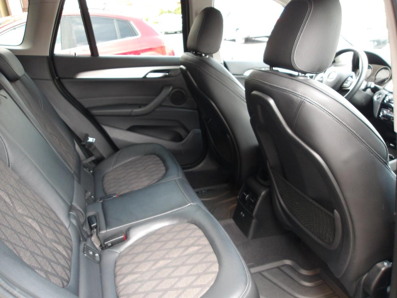 BMW X1 sdrive18d xLine auto my18