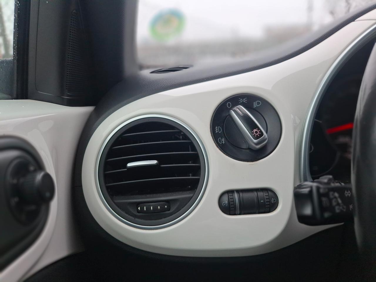 VW Maggiolino 1.6 TDI Design