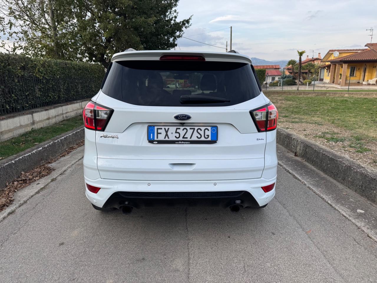 Ford Kuga 1.5 TDCI 120 CV S&S 2WD ST-Line