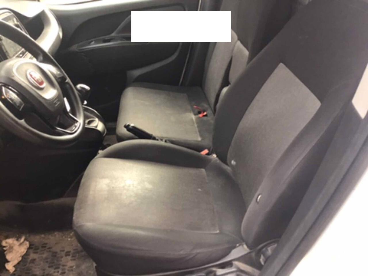 FIAT DOBLO CARGO MAXI 1.6 M-JET 105CV 6M. PL-TN 3POSTI PORTATA 886KG LOUNGE ( MIRROR - SENSORI POST. )