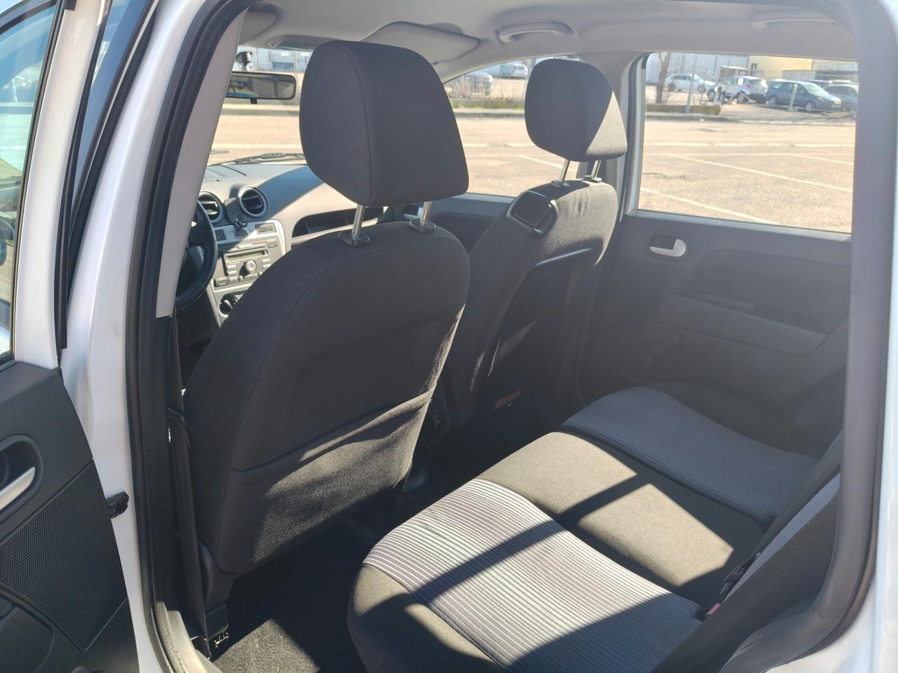 Ford Fusion 1.4 TDCi SOLAMENTE 106.000 km