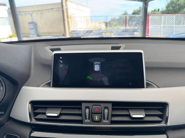 BMW X1 sDrive18d Business Advantage (Navi/Auto/LED)