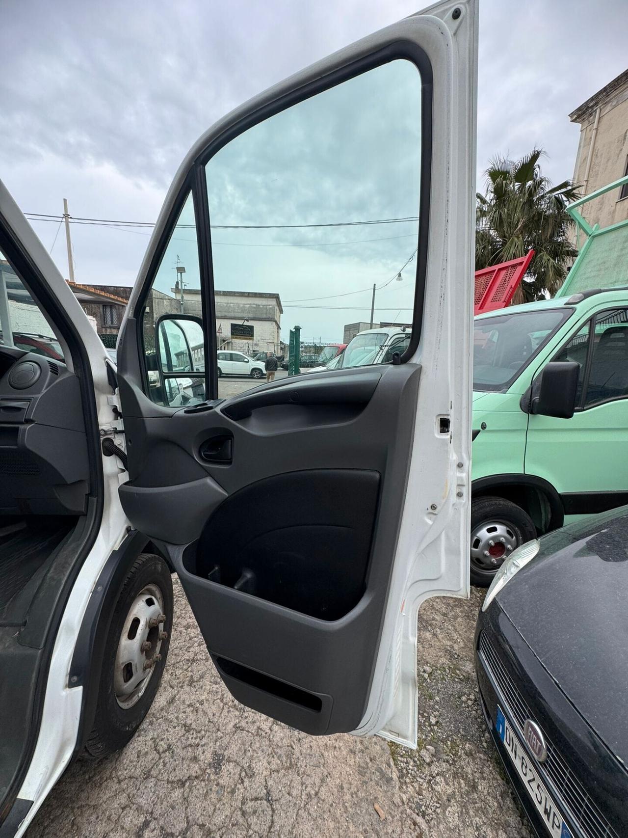 IVECO DAILY 35C13 PASSO CORTO FRIGORIFERO ANNO 2012