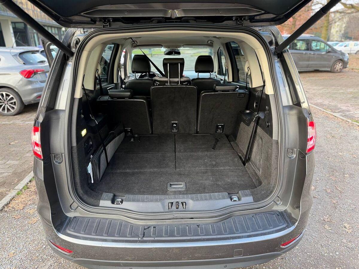Ford Galaxy 2.0 tdci Titanium Business s&s 150cv 7 POSTI!