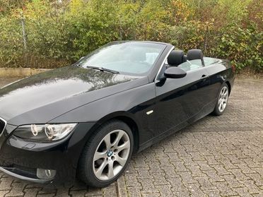BMW 320 i cat Cabrio Tagliandi BMW