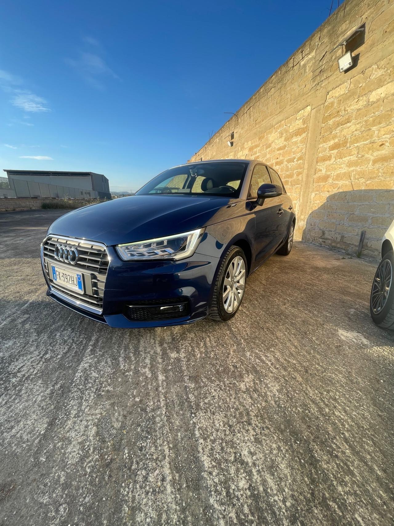 Audi A1 SPB 1.6 TDI 116 CV Admired