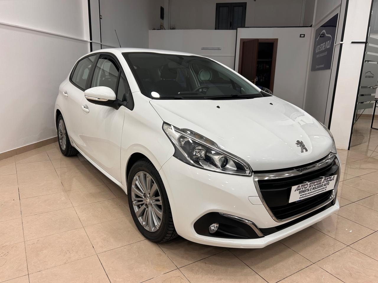 Peugeot 208 BlueHDi 75 5 porte Allure