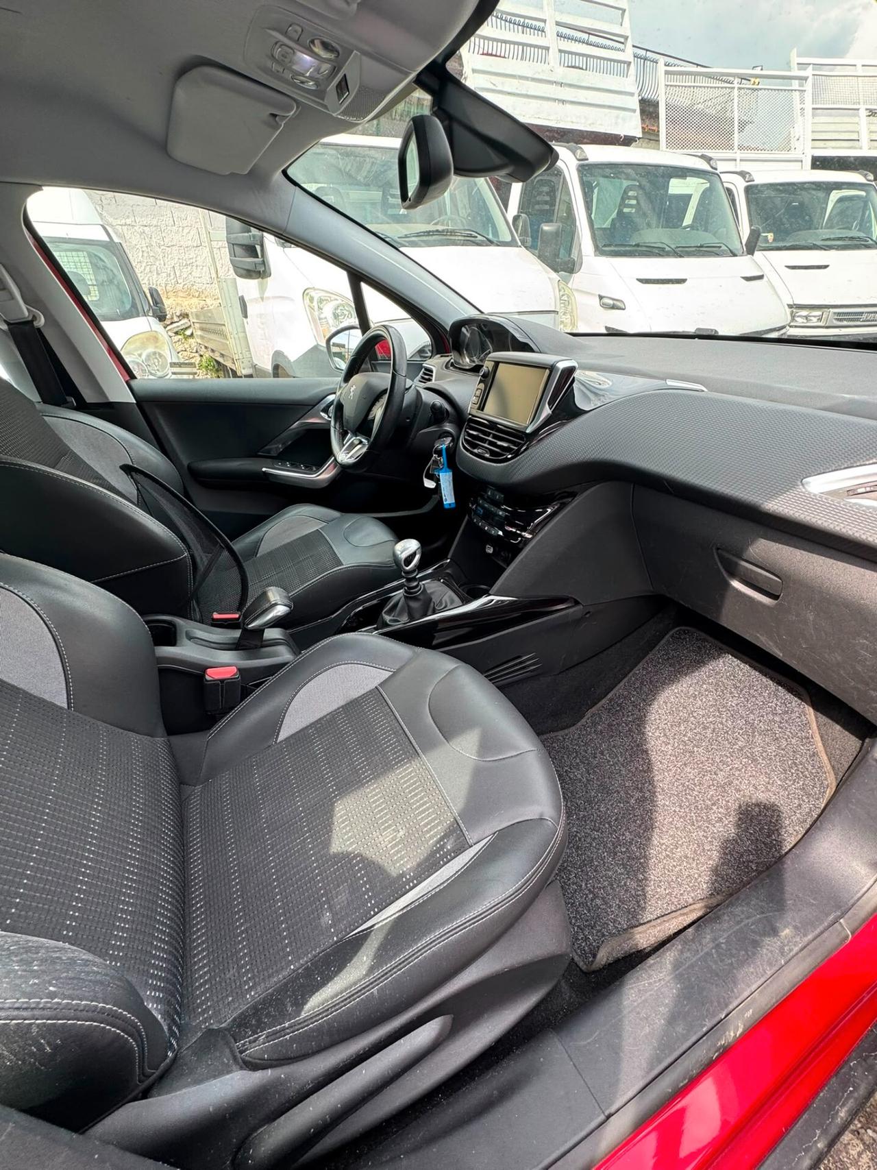 Peugeot 2008 BlueHDi 120 S&S Allure
