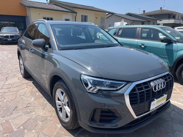 AUDI Q3 35 TDI S tronic Business
